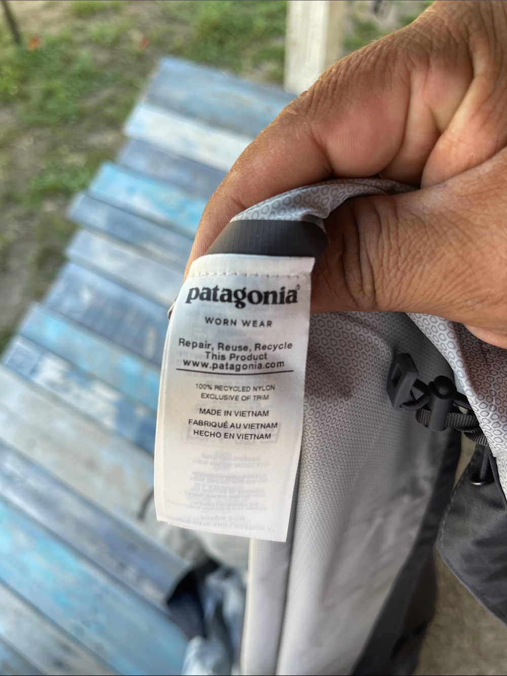 Patagonia h2no Torrent Shell Rain Jacket 8302 Sp 19 Men’s L - Picture 10 of 12